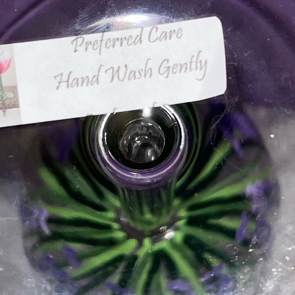 Beautiful Handpainted Wine Glass - Brand New - Picture 5 of 6